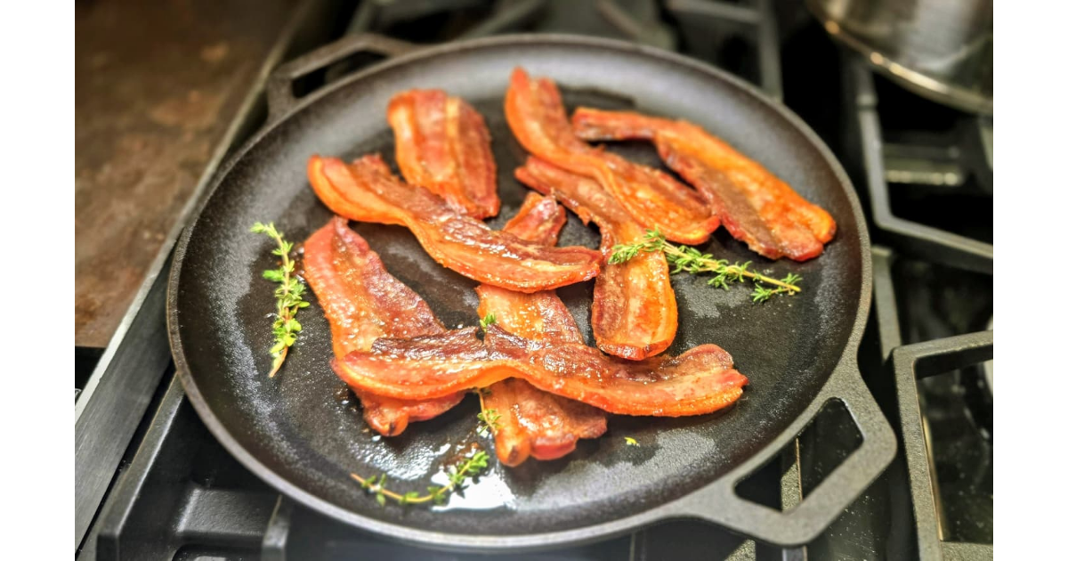 Juicy bacon grilling! 